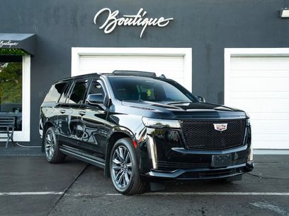 Used 2022 Cadillac Escalade ESV Sport Platinum