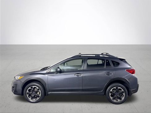 Used 2022 Subaru Crosstrek 2.0i Premium w/ Moonroof Package image 9