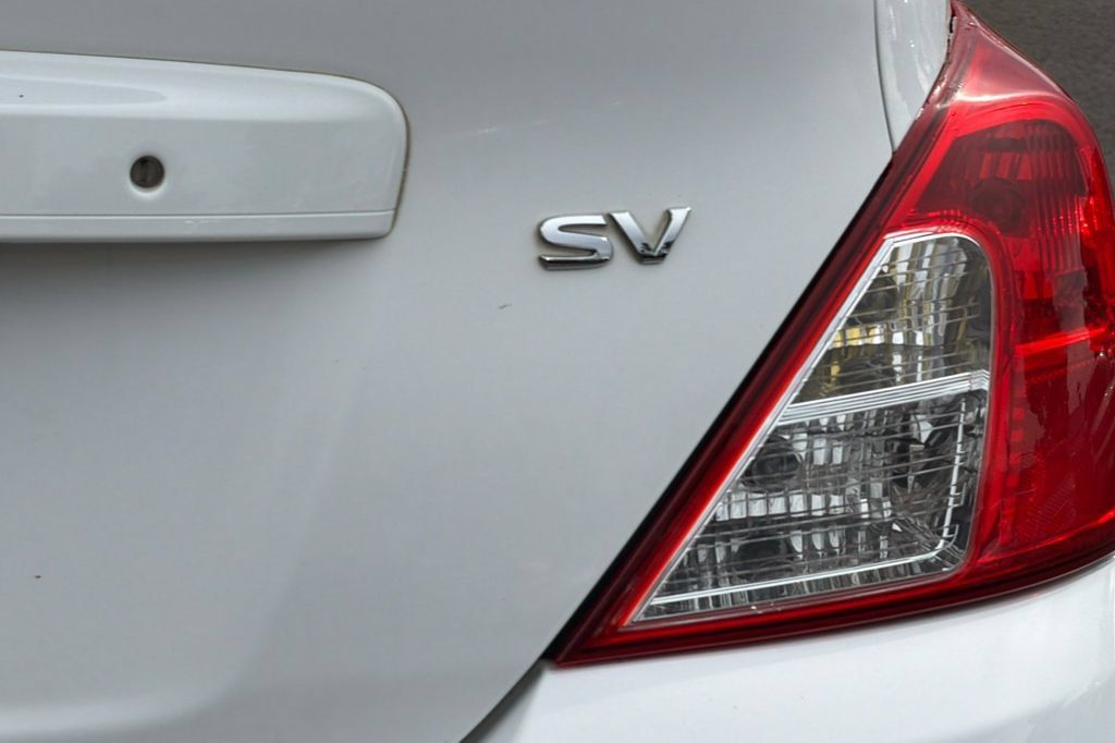 Used 2019 Nissan Versa SV FWD image 22