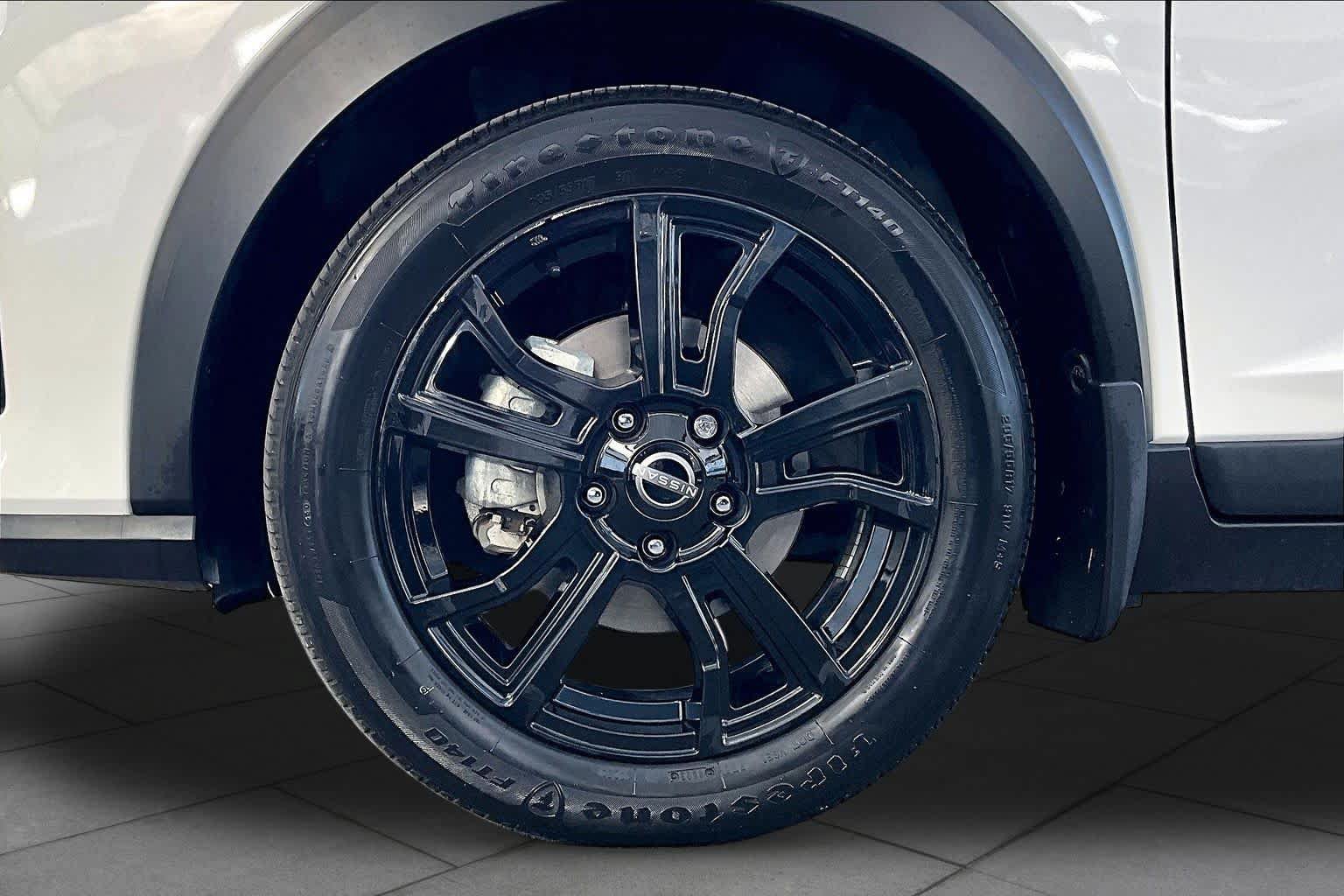 Certified 2024 Nissan Kicks SR w/ SR Premium Package FWD image 11