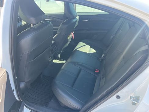 Used 2025 Toyota Camry XSE image 5