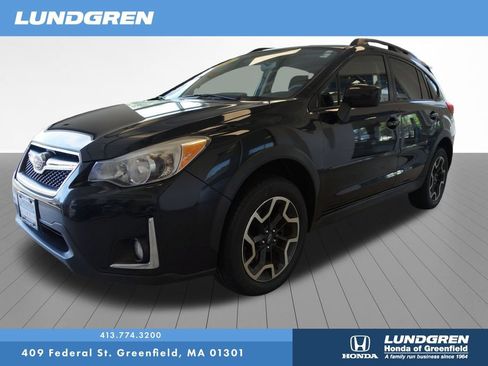 Used 2016 Subaru Crosstrek 2.0i Premium AWD/4WD image 3