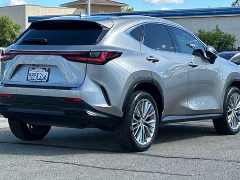 Used 2022 Lexus NX 350h AWD w/ Vision Package image 5