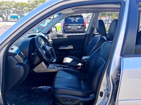 Used 2010 Subaru Forester 2.5XT Limited image 15