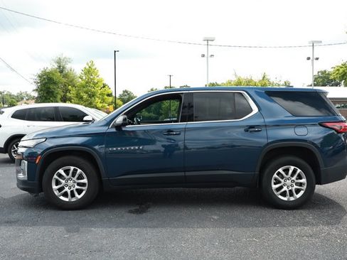 Used 2023 Chevrolet Traverse LS FWD image 8