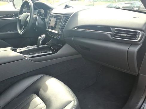 Used 2023 Maserati Levante Modena AWD/4WD image 21
