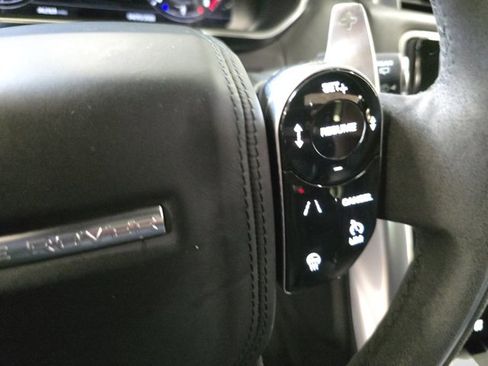 Used 2021 Land Rover Range Rover Sport HST AWD/4WD image 19