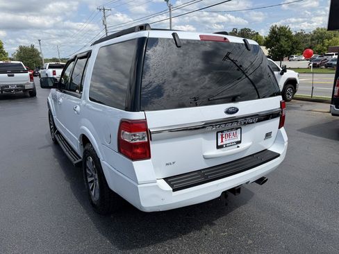 Used 2017 Ford Expedition XLT AWD/4WD image 2