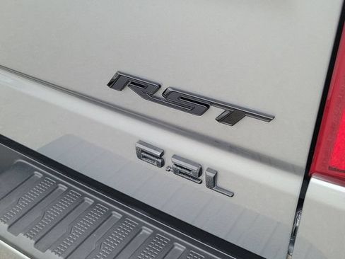 Used 2024 Chevrolet Silverado 1500 RST AWD/4WD image 6