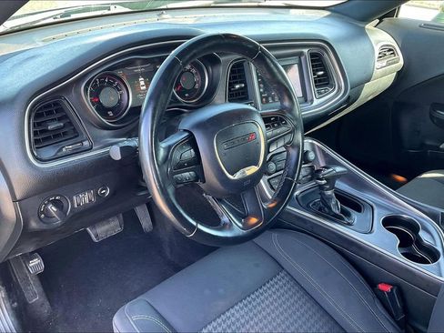 Used 2018 Dodge Challenger SXT RWD image 12