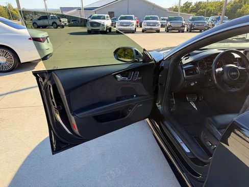 Used 2016 Audi RS 7 Prestige w/ RS 7 Dynamic Package image 13