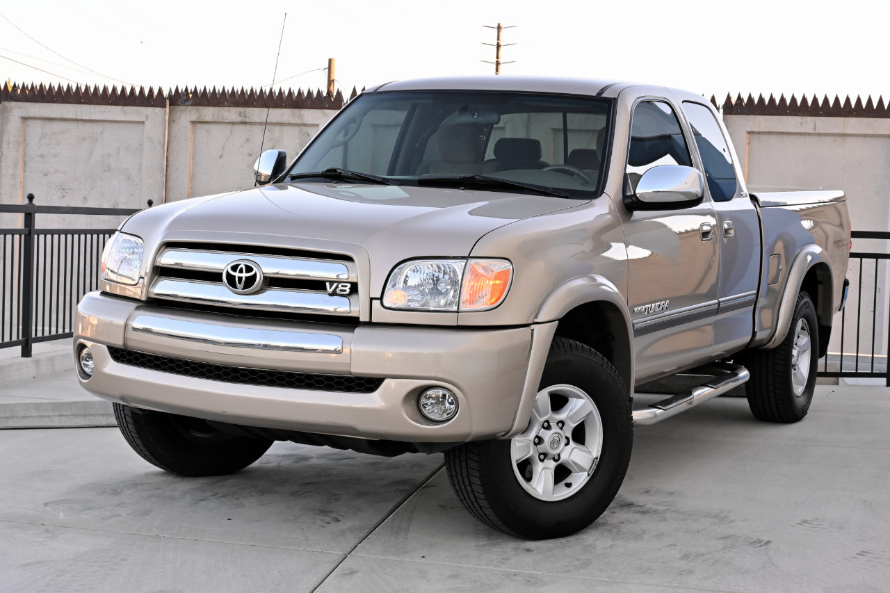 Used 2006 Toyota Tundra SR5 w/ TRD Off-Road Pkg AWD/4WD image 3