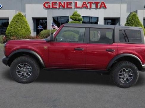 New 2025 Ford Bronco Badlands image 13