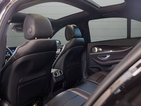 Used 2023 Mercedes-Benz E 450 4MATIC Sedan image 46