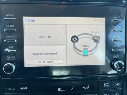 Certified 2020 Toyota Prius XLE image 11