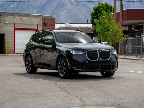 New 2026 BMW X3 xDrive30 w/ M Sport Package AWD/4WD image 7