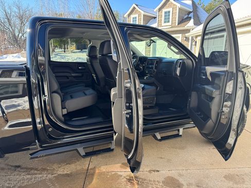 Used 2018 GMC Sierra 1500 SLT image 17