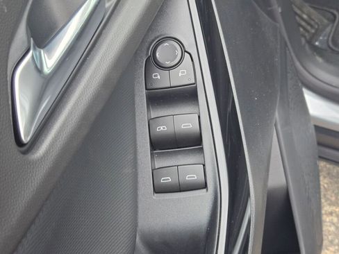 New 2026 Chevrolet Equinox LT image 19