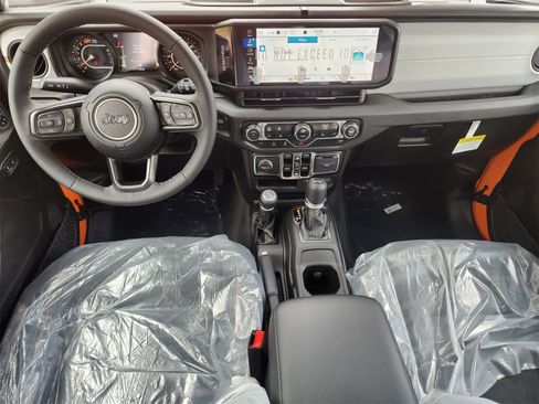 New 2025 Jeep Wrangler Sport S image 21