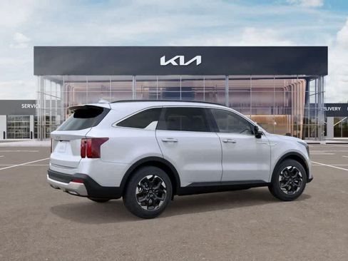 Certified 2026 Kia Sorento S FWD image 6