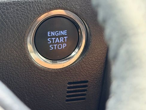 Used 2023 Toyota 4Runner Limited RWD image 30