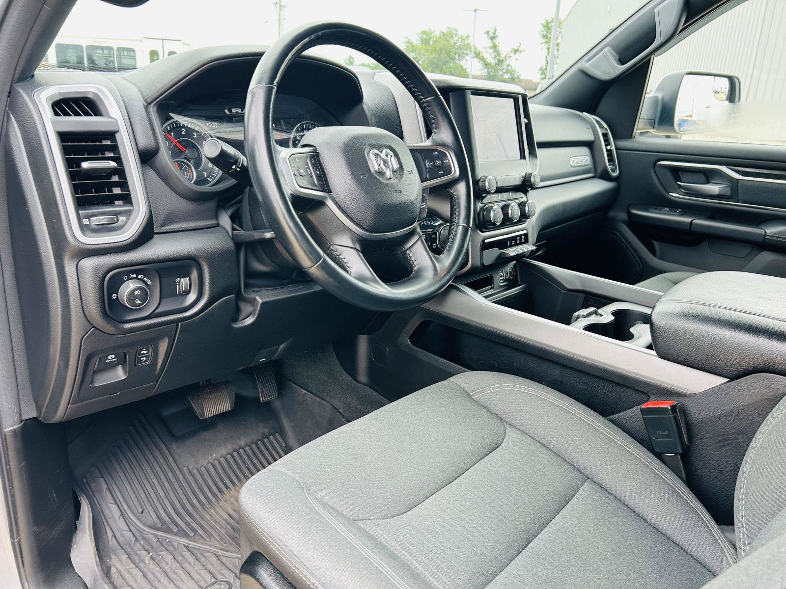 Used 2022 RAM 1500 Big Horn AWD/4WD image 11
