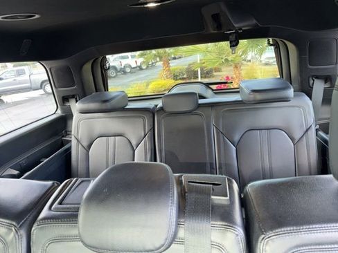 Used 2021 Ford Expedition Limited image 10