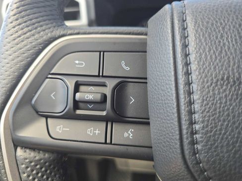 Certified 2025 Toyota Tacoma TRD Sport w/ TRD Sport Premium Package AWD/4WD image 31