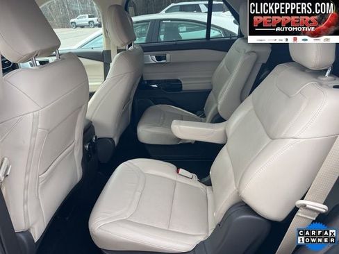 Used 2023 Ford Explorer Platinum w/ Technology Package image 9