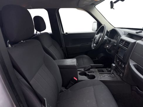 Used 2011 Jeep Liberty Sport image 15