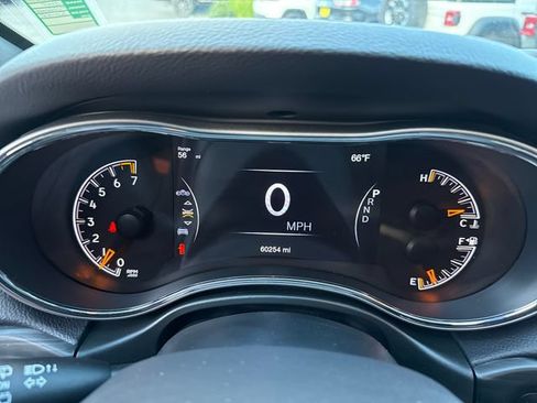 Used 2021 Jeep Grand Cherokee Laredo X AWD/4WD image 19