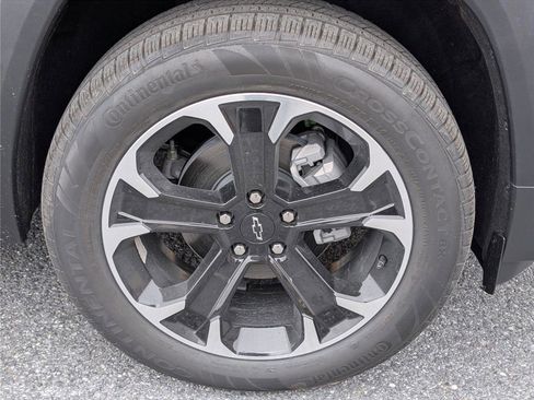 New 2026 Chevrolet Equinox LT w/ Convenience Package II image 6