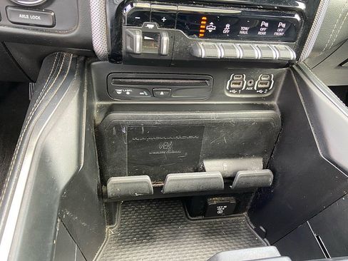Used 2019 RAM 1500 Limited w/ Advanced Safety Group AWD/4WD image 19