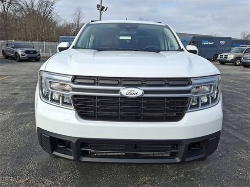 Used 2023 Ford Maverick Lariat w/ Lariat Luxury Package image 2