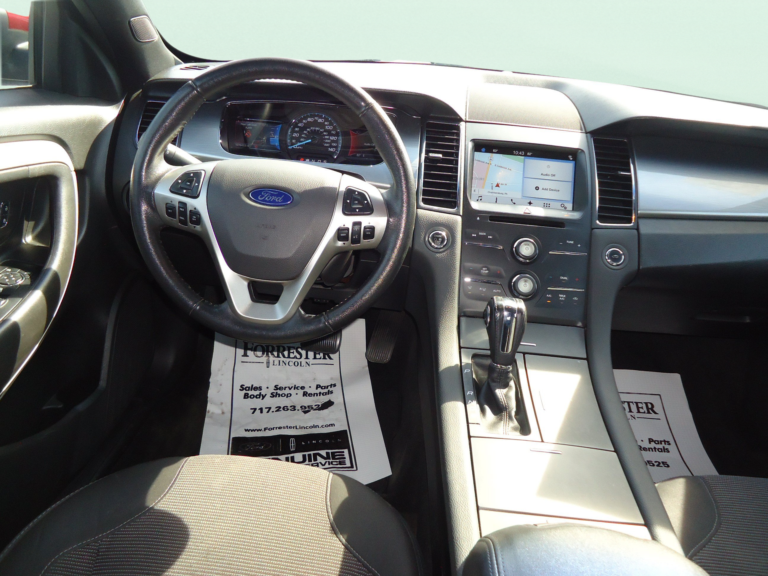 Used 2016 Ford Taurus SEL w/ Equipment Group 201A FWD image 11