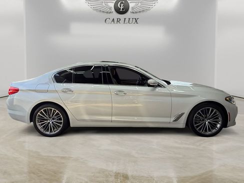 Used 2018 BMW 540i w/ Premium Package image 6
