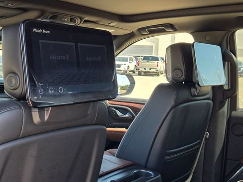 Used 2023 GMC Yukon Denali Ultimate AWD/4WD image 23