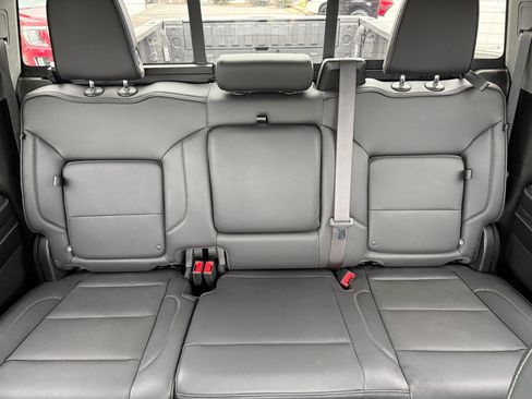 Used 2024 GMC Sierra 2500 Denali w/ Denali Reserve Package image 18