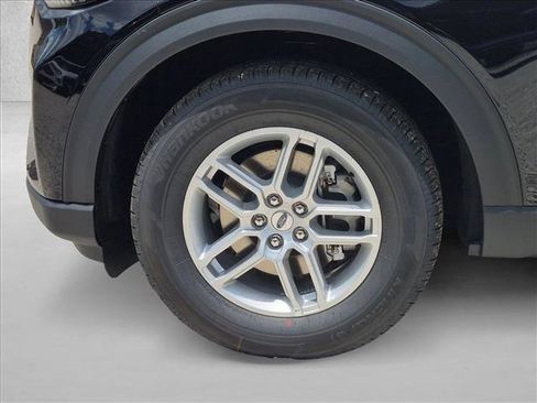 New 2026 Ford Explorer Active w/ Active Comfort Package RWD image 15