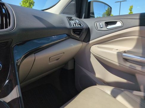Used 2015 Ford Escape Titanium AWD/4WD image 37