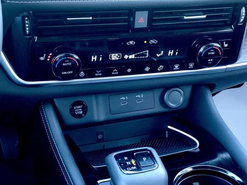 New 2026 Nissan Rogue Platinum w/ Platinum Premium Package image 31