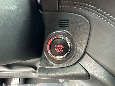 Certified 2025 Subaru Outback Premium image 32