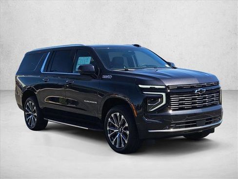 New 2026 Chevrolet Suburban High Country image 7