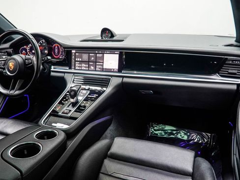 Used 2021 Porsche Panamera Base w/ Premium Package image 21