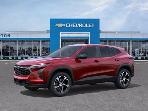 New 2026 Chevrolet Trax RS w/ Driver Confidence Package FWD image 2