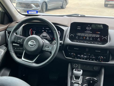 Used 2021 Nissan Rogue Platinum image 20