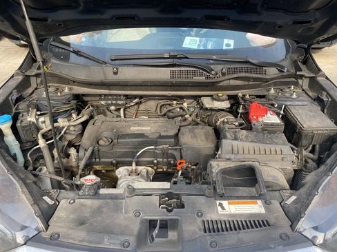 Used 2018 Honda CR-V LX image 32