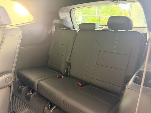 Used 2024 GMC Acadia Elevation w/ LPO, Floor Liner Package AWD/4WD image 22