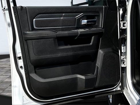 New 2025 RAM 2500 Big Horn image 31