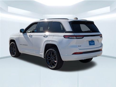 New 2026 Jeep Grand Cherokee Limited image 4